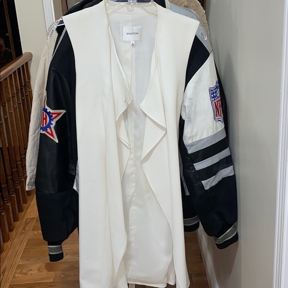 🤍🤍ARITZIA BABATON BLAZER VEST🤍🤍 - Picture 1 of 2